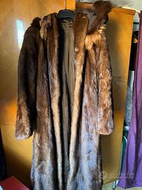 Pelliccia di visone con cappuccio