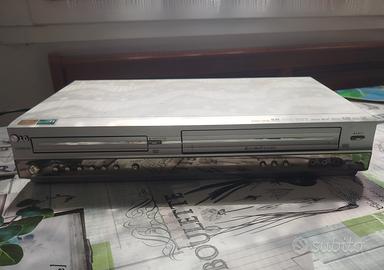 Videoregistratore e lettore DVD/VHS LG, VC8804M