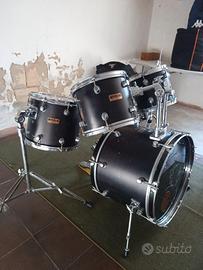 Batteria Basix in legno