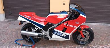 Honda vf 1000 r 1984