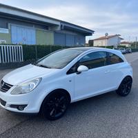 Opel Corsa 1.2 Neopatentati Sport