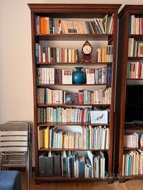 Libreria In Noce Massello In Perfette Condizioni