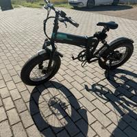 bici elettrica in buone condizioni