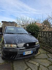 Fiat punto 1.2 EL 200