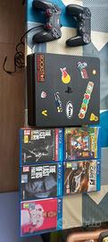 PS4 Slim 500GB 2 controller e postazione volante 
