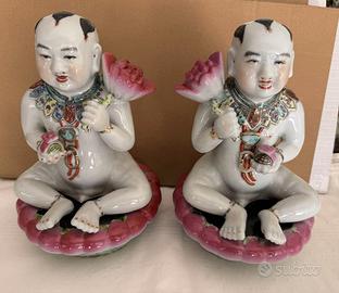 Coppia Statuette Cinesi in Porcellana Famiglia Ros