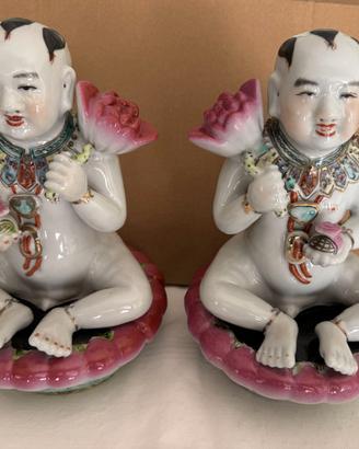 Coppia Statuette Cinesi in Porcellana Famiglia Ros