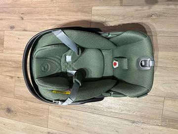 Cybex Cloud T i-Size  Leaf green (plus)