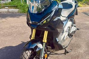 Honda xdv 750 anno 2025