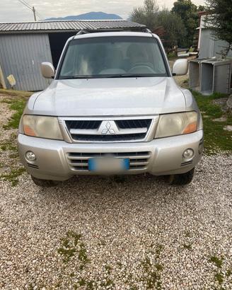 Mitsubishi Pajero DI-D 3.2000