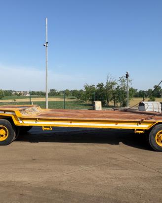Rimorchio CTC carrello con rampe idrauliche