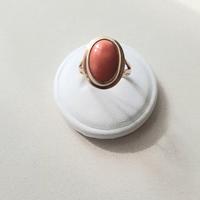 Anello in oro 18K con  corallo
