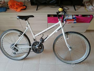 Bici MTB ragazzo 24 pollici Decathlon