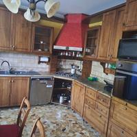 CUCINA "ARTE POVERA "IN NOCE NAZIONALE MASSICCIO