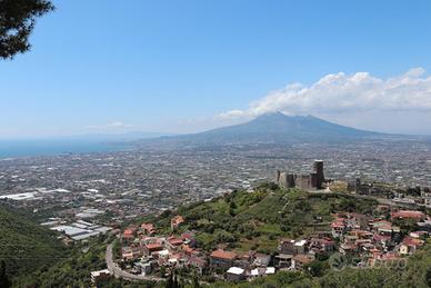 Terreno panoramico 300mq - Lettere (NA)