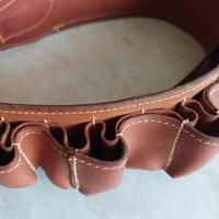 CARTTUCCERA in pelle 51 celle Calibro 12