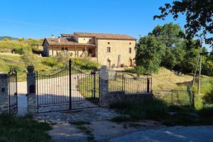 CASA INDIPENDENTE A CAROLEI