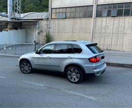 Bmw x5 (e70) - 2011