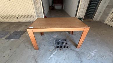Tavolo rettangolare in nove