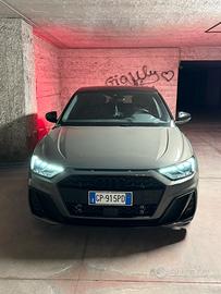 AUDI A1 SPB IDENTITY BLACK 110 CV 30 TFSI