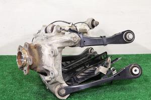 BMW serie 7 G70 Mozzo fusello posteriore destro