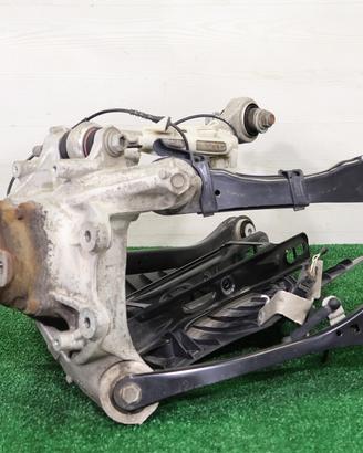 BMW serie 7 G70 Mozzo fusello posteriore destro