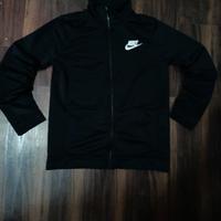 🖤 Nike Black Track Jacket – Comfort e Stile Sport