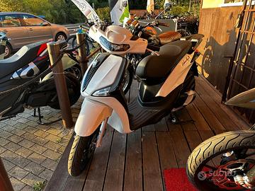 NEW PIAGGIO LIBERTY S 125
