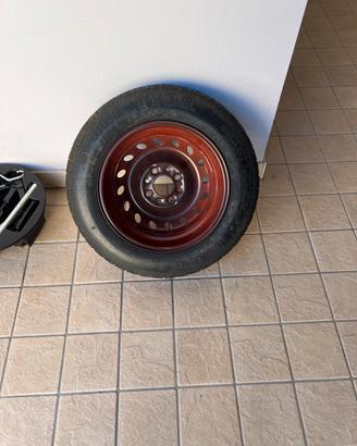 Kit ruotino scorta completo di accessori crik ecc.