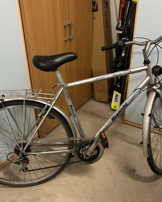Bicicletta Uomo Bianchi Spillo 28” City Bike