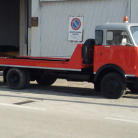 Carro attrezzi d'epoca om leoncino