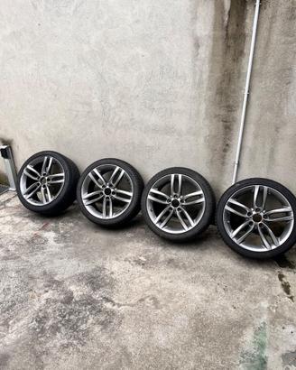Cerchi BMW serie 1 M sport R 18 gommati hankook