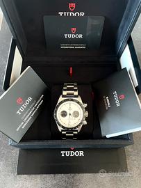 Black bay Tudor Chrono