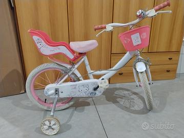 bicicletta con rotelle da bambina