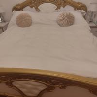 letto stile barocco oro e bianco