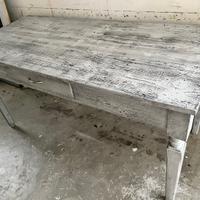 tavolo restaurato decapato