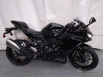 KAWASAKI Ninja ZX-4R E5+
