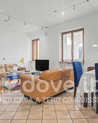 Villetta a schiera di 392 m² con più di 5 locali e