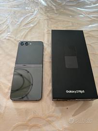 Cellulare Z flip 5