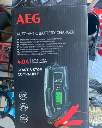 Caricatore batteria auto moto AEG