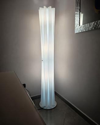 Slamp lampada da terra 