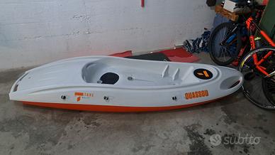 canoa kayak rigida monoposto Tahe Ouassou,
