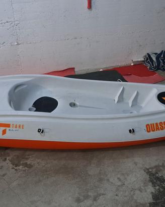 canoa kayak rigida monoposto Tahe Ouassou,