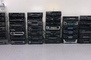 Lotto di 55 autoradio VINTAGE