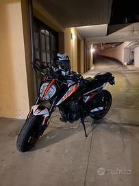 Ktm Duke 790L