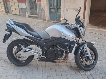 Suzuki GSR 600 - 2009