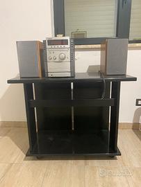 Mobiletto porta TV-stereo.