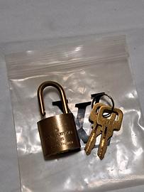 Accessorio borsa louis vuitton