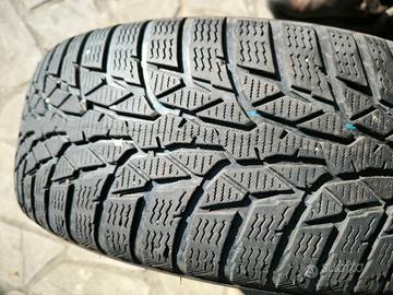 4 Gomme invernali NOKIAN misura 205/60 R16