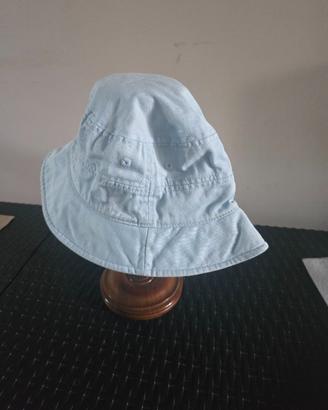 cappello pescatore azzurro chiaro
